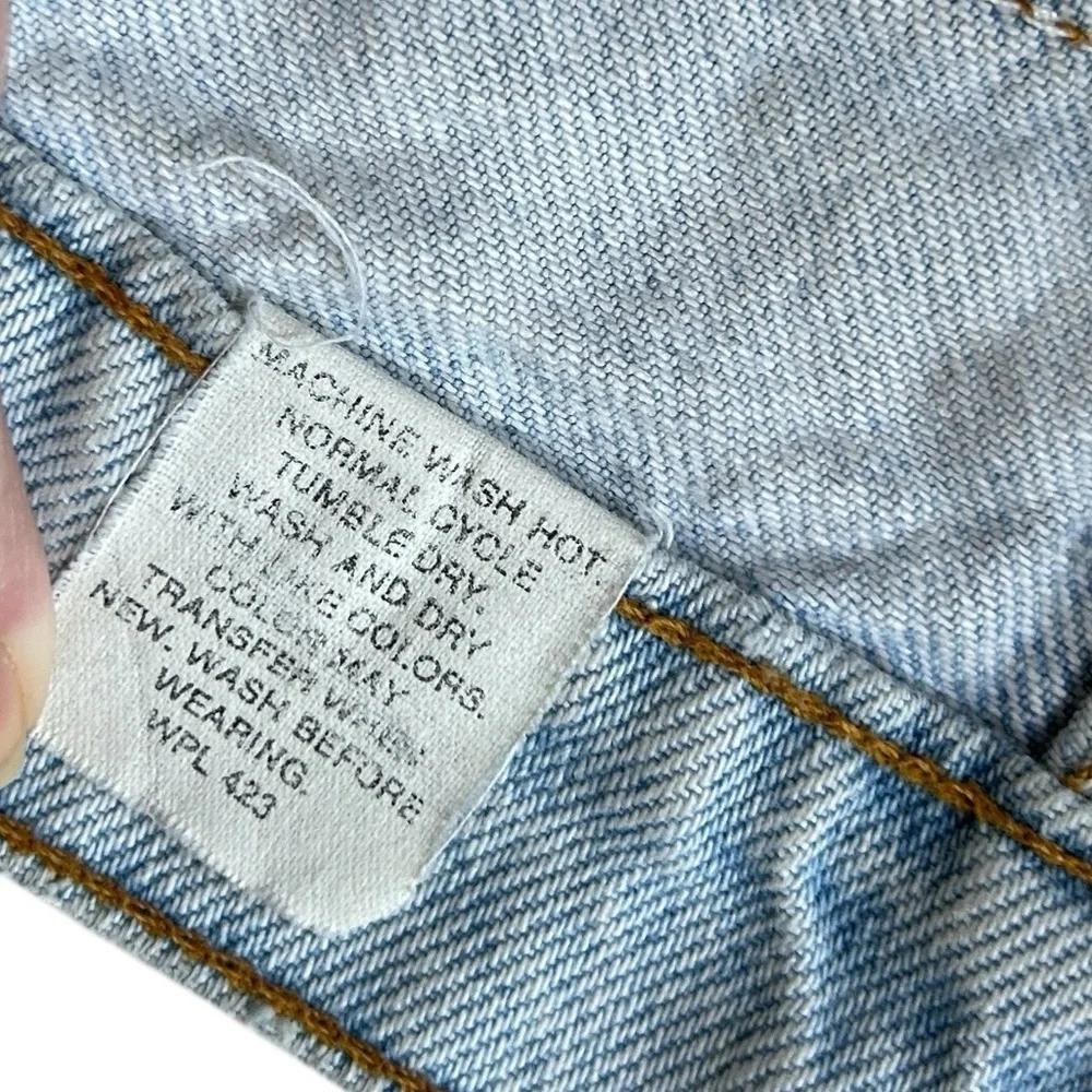 Vintage Orange Tab Levi’s 550 Light Wash Relaxed Baggy Jeans Made in USA, 33